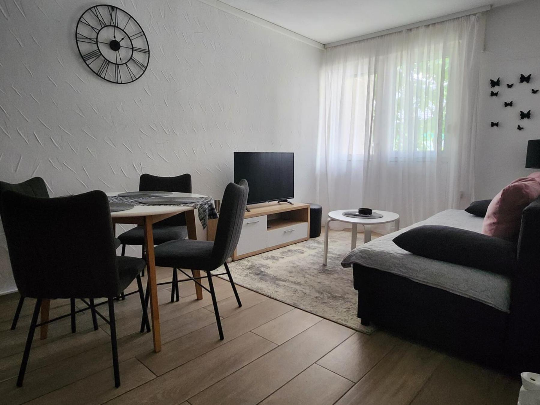 Apartman Ante Vinkovci Exteriör bild